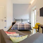 B&B Un Passo Dal Treno Piazza Vittorio Veneto 36-Salerno Station